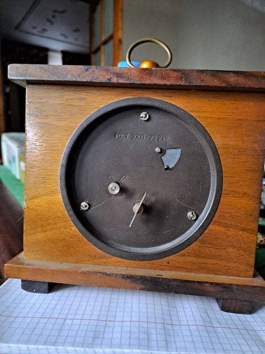 Часы Маяк механические