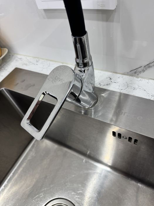 Столешница с мойкой