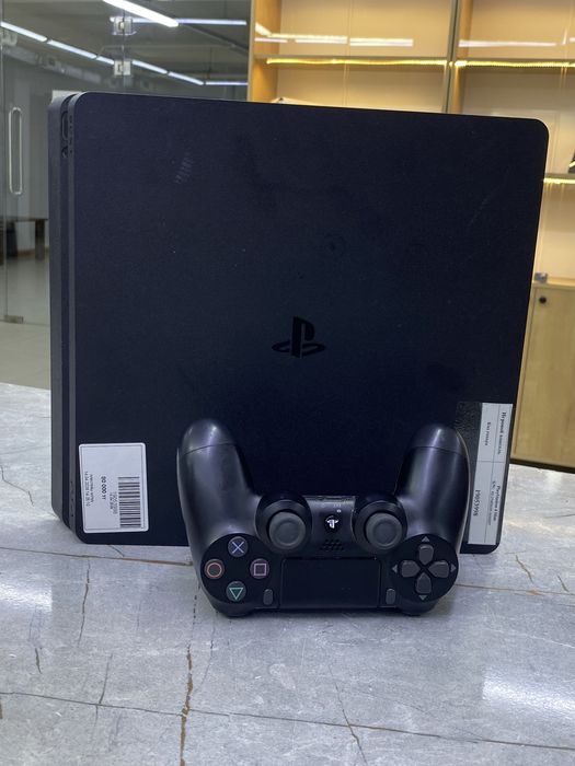 PlayStation 4 Slim +1джойстик