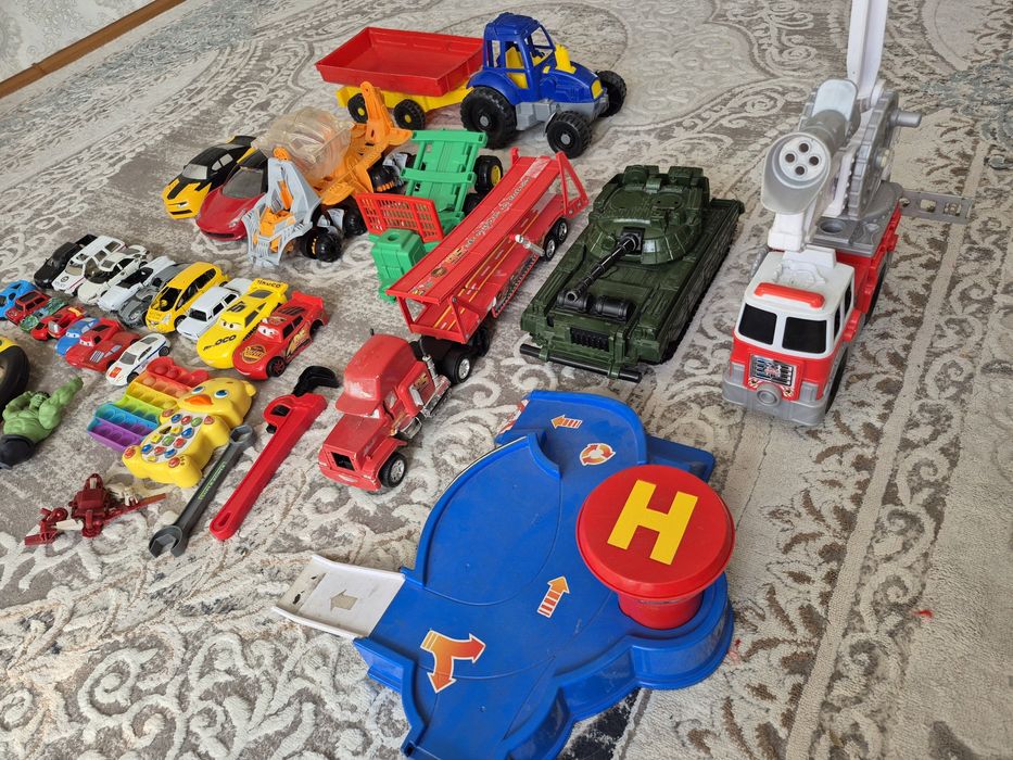 Игрушки все за 3000