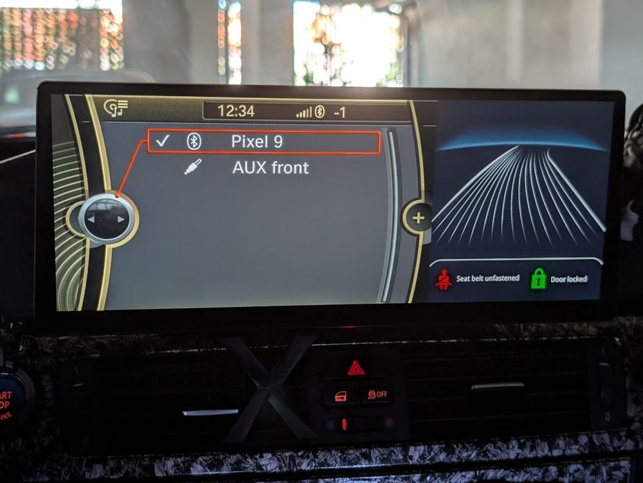 BMW E90 navigatie CIC moderna 12.3 inch