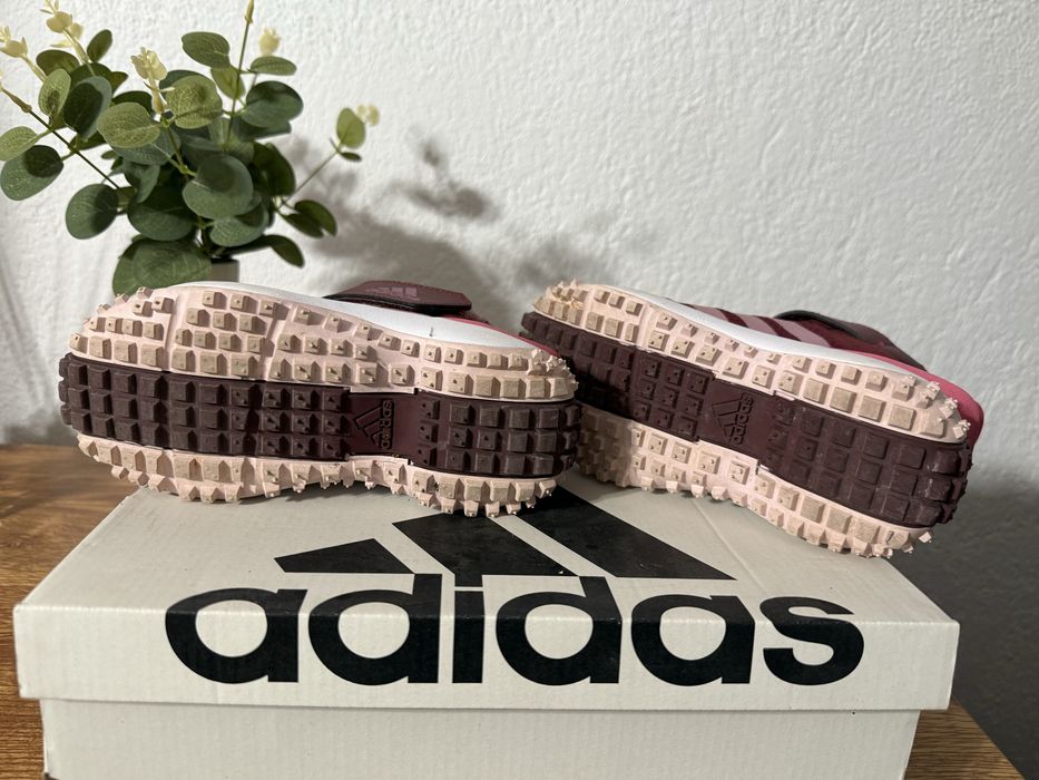 Децки спортни зимни обувки adidas