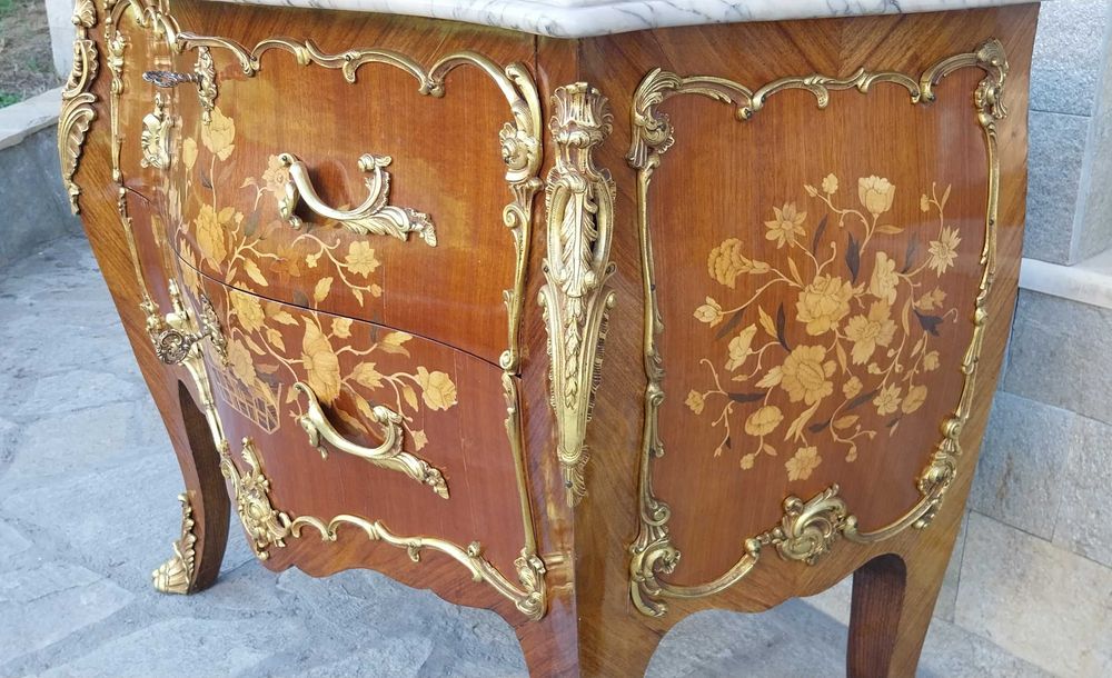 Комоди Конзоли/Огледала