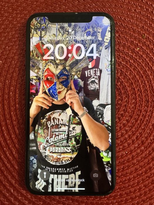 Vand Iphone 11 Pro 64 GB