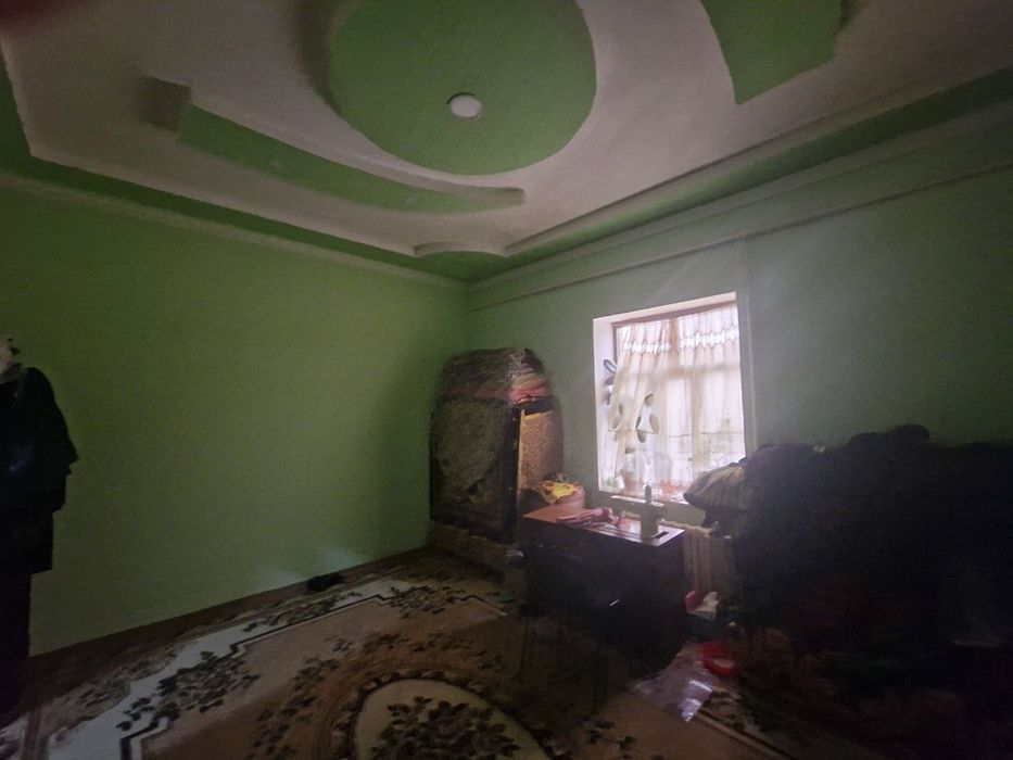 Срочни сотилади  ховли 8сотих