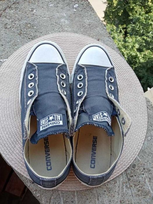 Converse All Star, mar. 39, UK 6 (24.5 cm) made in Vietnam.