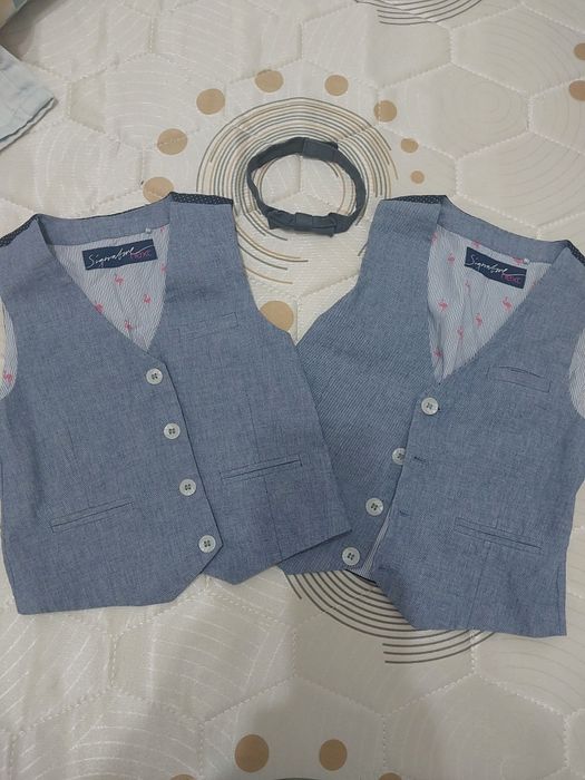 Продам жилетки 3 ,4,5 лет