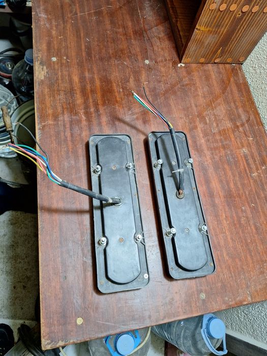 Продавам стопове