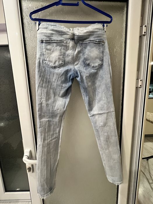 Детски дънки Zara размер 38, отговарят на 152