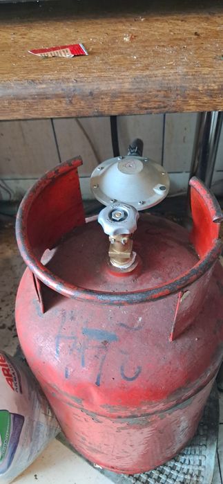 Газовый баллон с вентилем