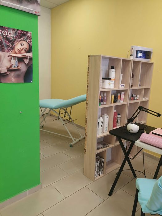 Дава се под наем  в Шумен, Център -  кв.м за 142.8 € - Снимка #3