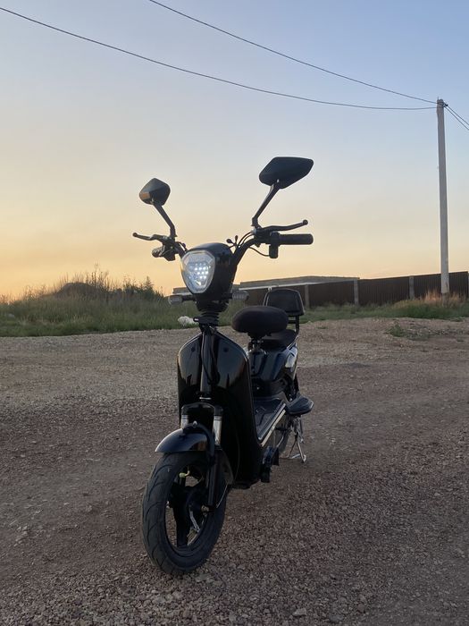 Электроскутер дави