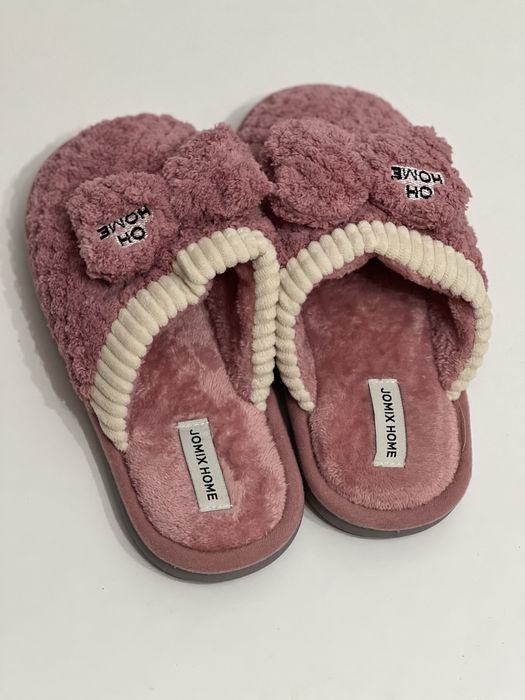 papuci de casa caldurosi, cu talpa antiaderenta, material calitativ