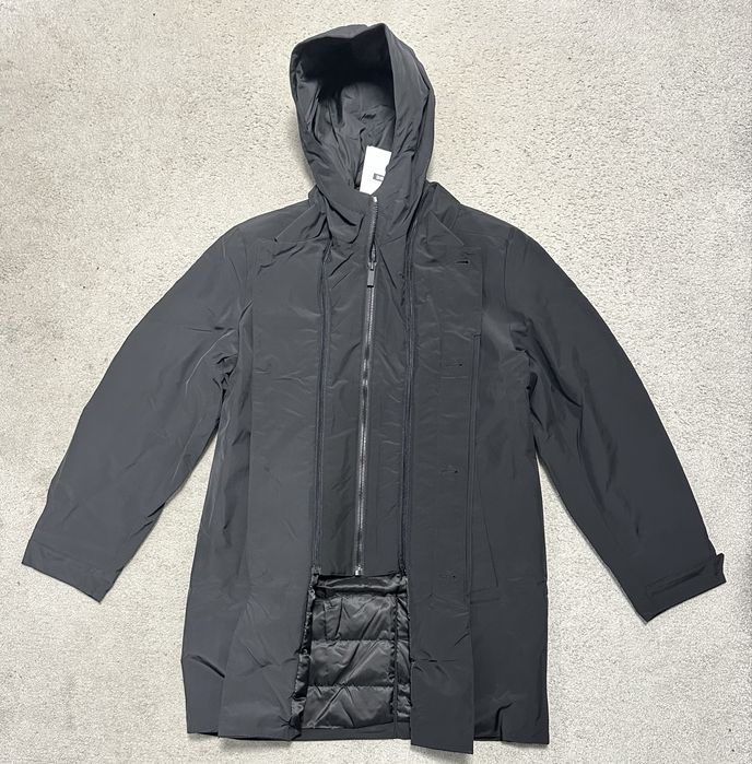 Чисто ново оригинално зимно яке