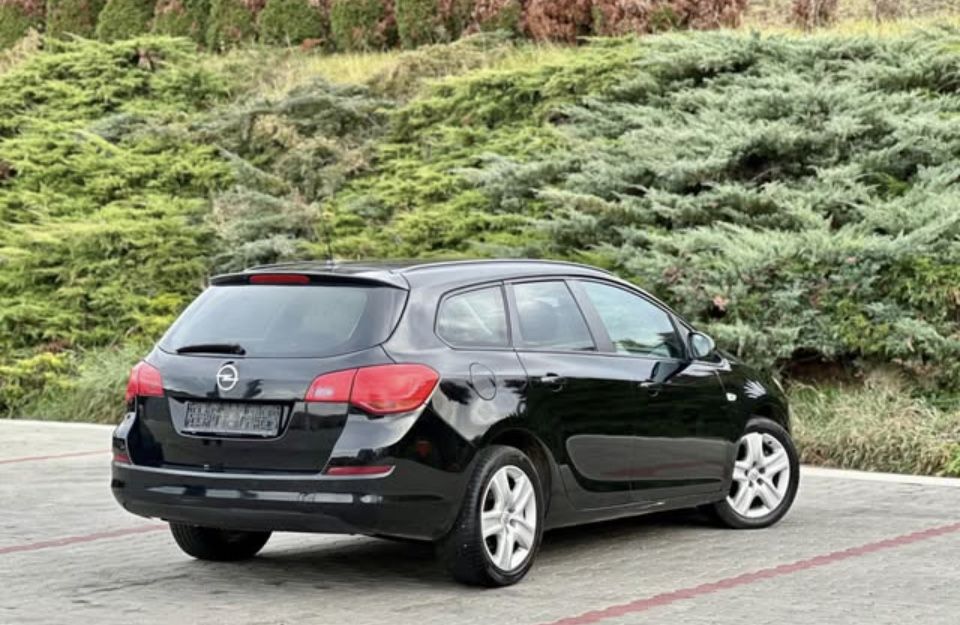 Vand Opel Astra J 1.7CDTI 110CP