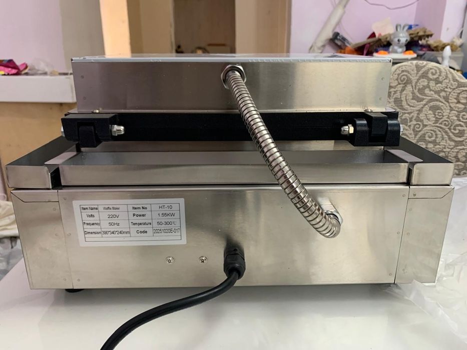 Срочно продам вафельницу