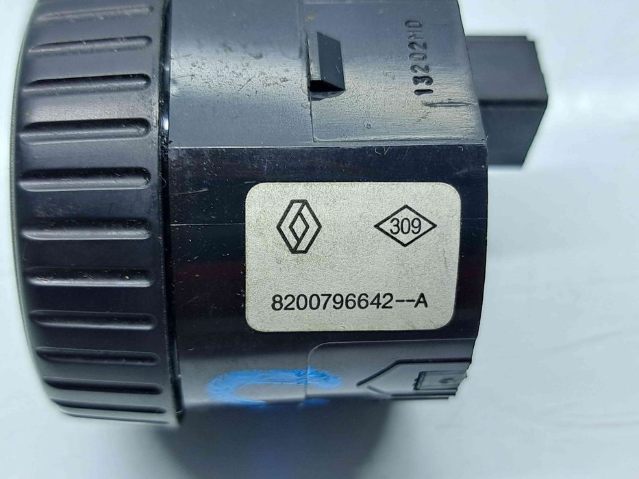 Buton diferential Dacia Duster (PH2, H79) [Fabr 2013-2017] 8200796642