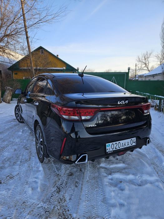 Продам Kia rio 4 2021