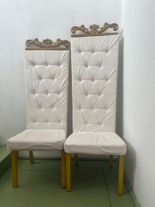 Стулья трон для молодеженов( банкетные)