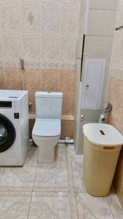 Сдается в аренду 3 ком. квартира 130 м.кв метро Ойбек