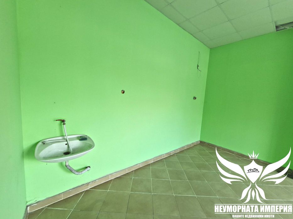 Отдавам под наем 24 кв.м. помещение(склад) в гр.Асеновград