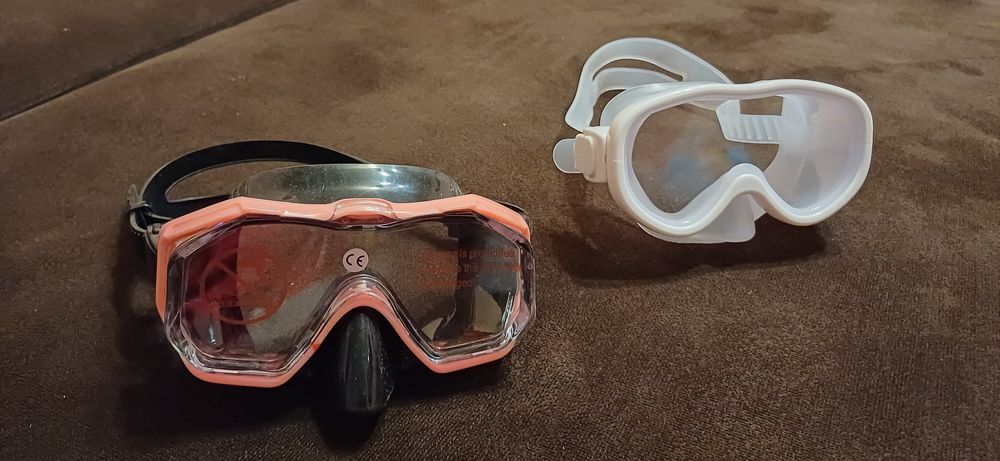 1. Ochelari +casca inot.
