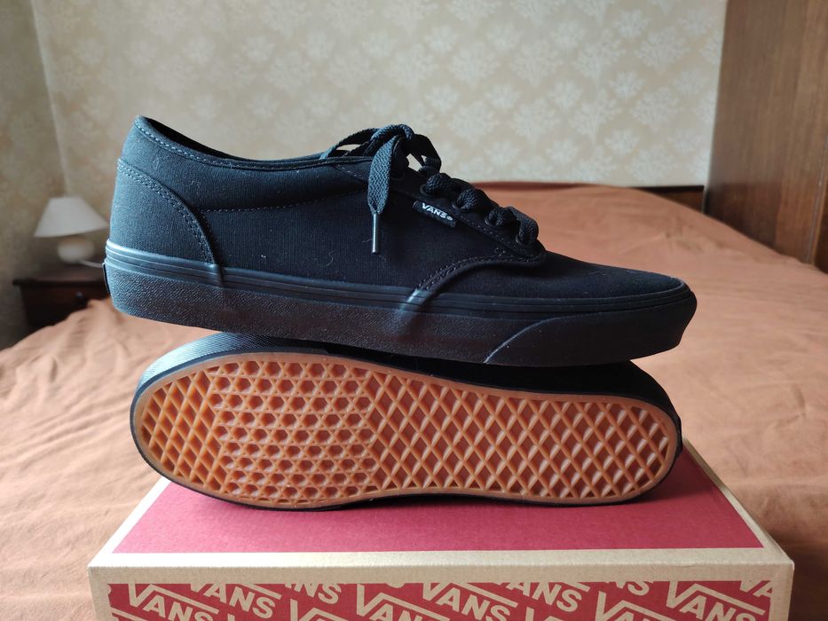 Кецове и маратонки CONVERSE, Vans, PUMA и др. - размери от 42 до 45