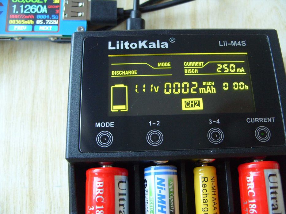Професионално зарядно LiitoKala Lii-M4S. Българско ръководство