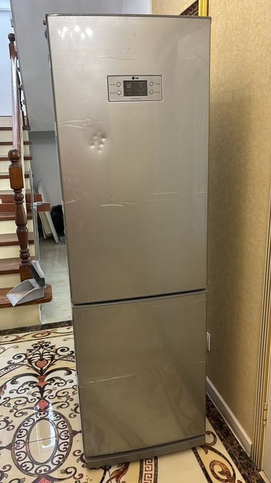 холодильник продам 45000