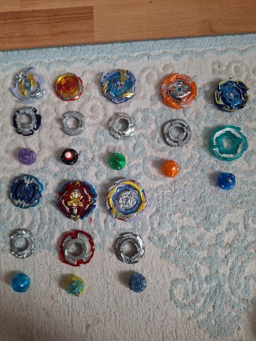 Бейблейд 6,5 и 3 сезон,запускалка дб/Beyblade 6,5 and 3 season