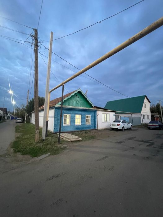 Дом продается, Универмаге!