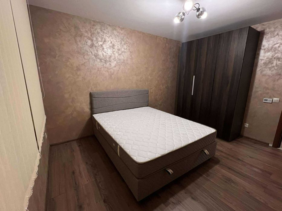 Дава се под наем Тристаен апартамент в София, Зона Б-18 - 90 кв.м за 700 € - Снимка #5