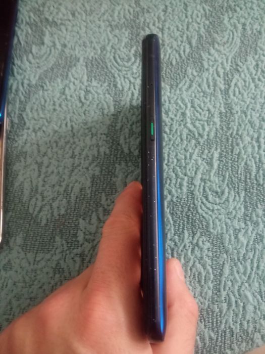 Смартфон телефон oppo reno2