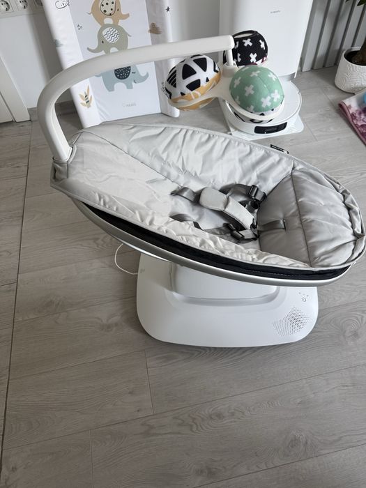 Електрическа люлка за бебе 4 Moms,чисто нова
