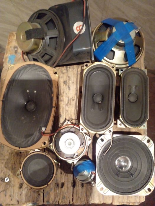 Громкоговорители;микрофоны