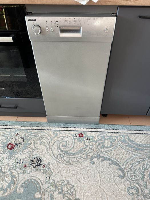 Продам посудомоющую машинку. Б.у