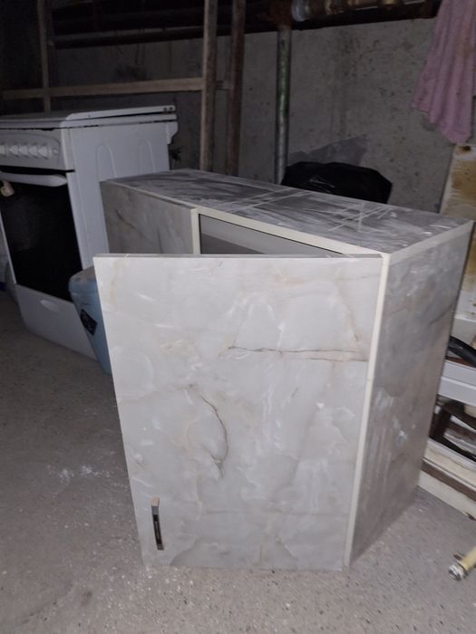 Dulap suspendat cu două  uși