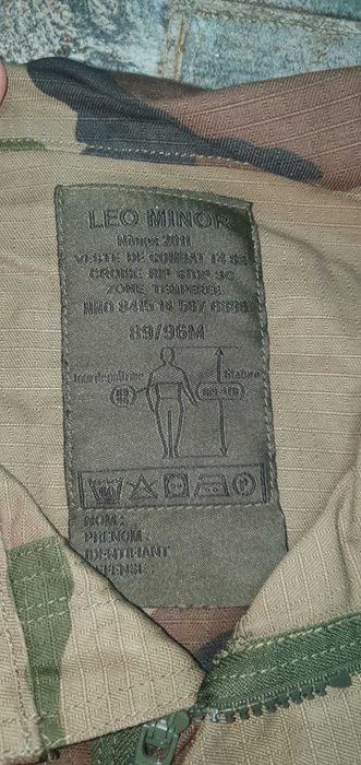 Haine militare camuflaj