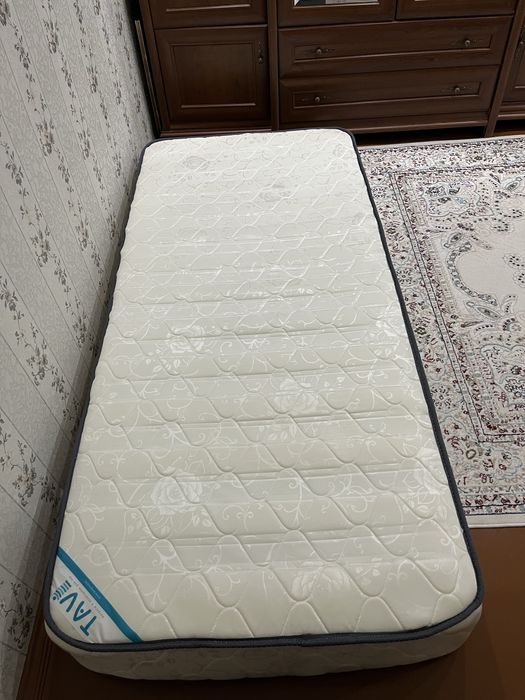 Продам матрас 90х2000х20