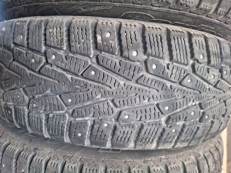Продам шины 5шт 185/65R14