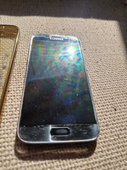 Телефон Samsung S7