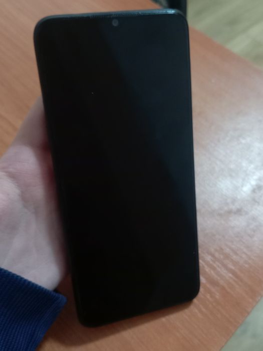 продам телефон оппоА18 30т