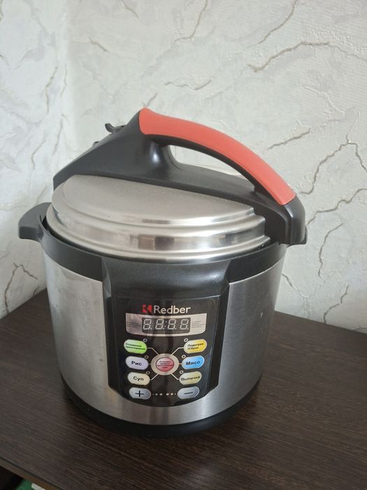 Продам мультиварку в хорошем состоянии