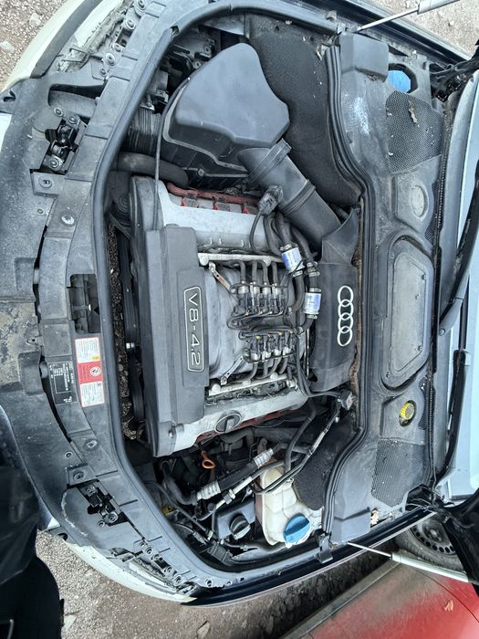 Ауди А8 4.2  330 кс 2003г на части