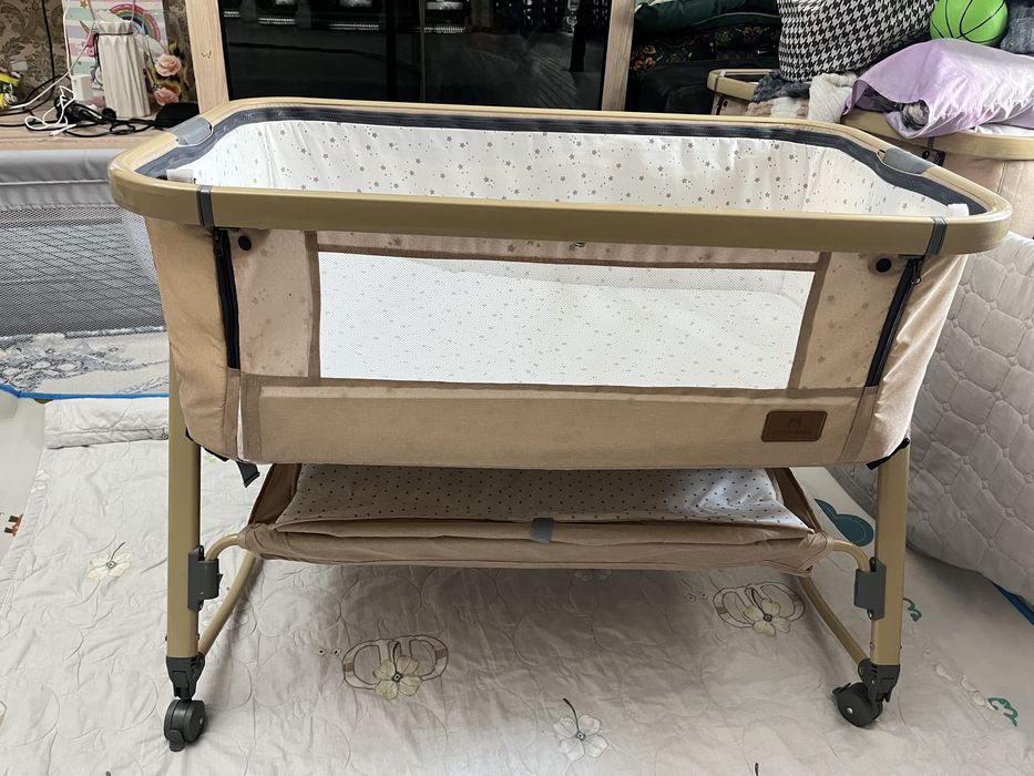 Продам срочно манеж детский