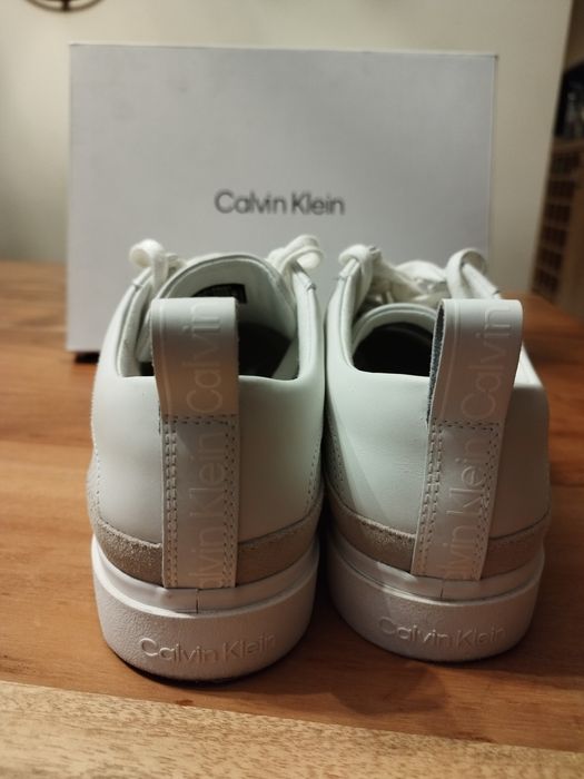 Calvin Klein сникърси
