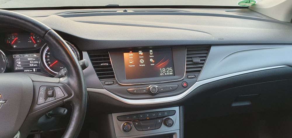 Vand Opel Astra K ,an 2020 , luna 11 , 1,5 diesel ,105 hp, manuala