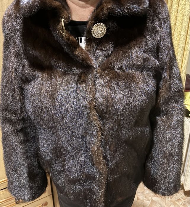 Продам шубу новая