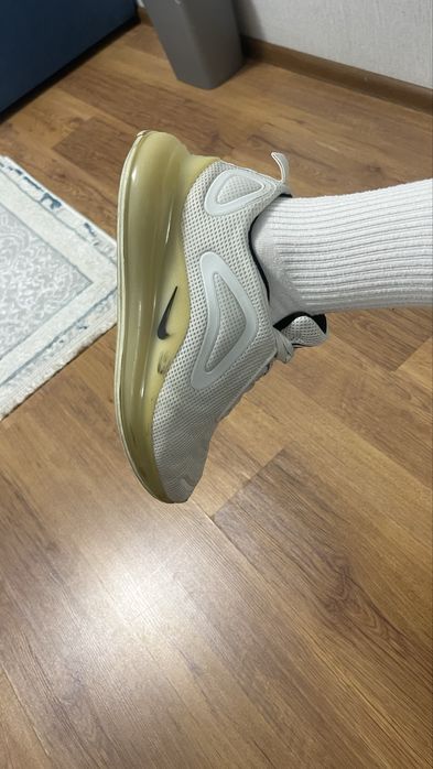 Nike 720 Air Max Белый