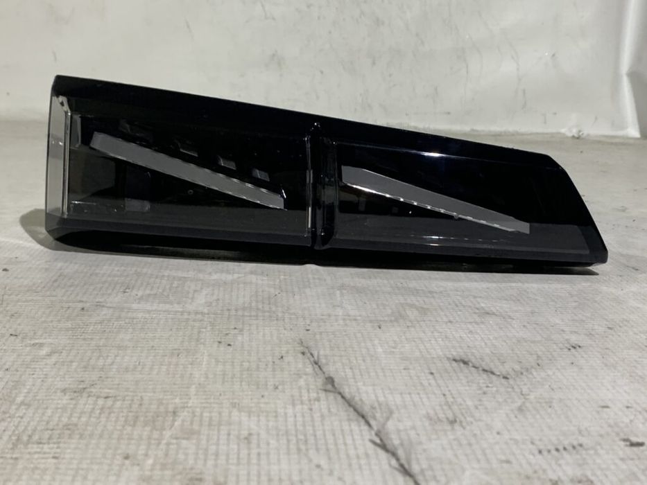 Stop stanga spate pe hayon, Peugeot 308 GT, 2021, 2022, 2023, 2024, cod origine OE 9835300480.
